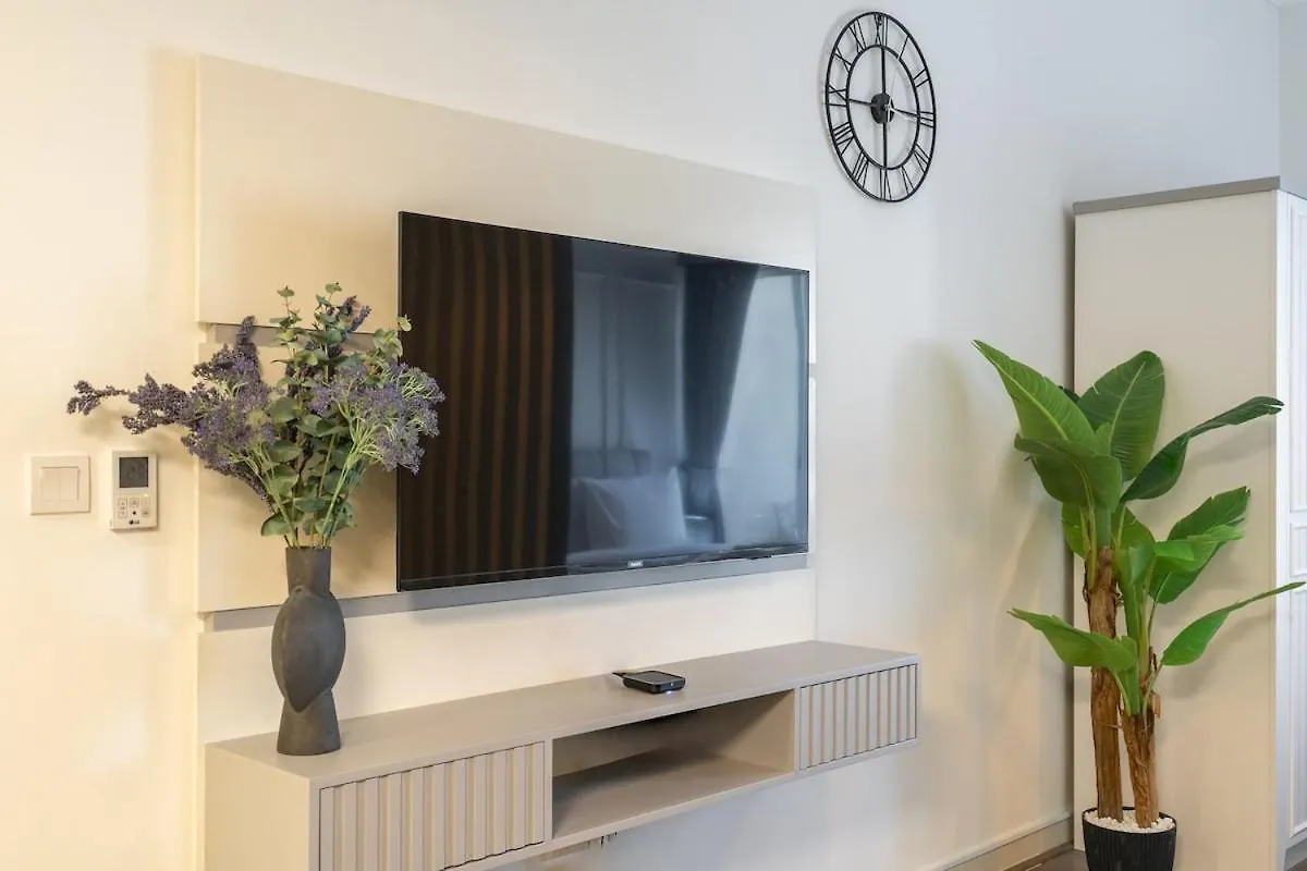 Heavenly Studio In Jvc With Lots Of Dining Options Nearby Apartment Dubai
