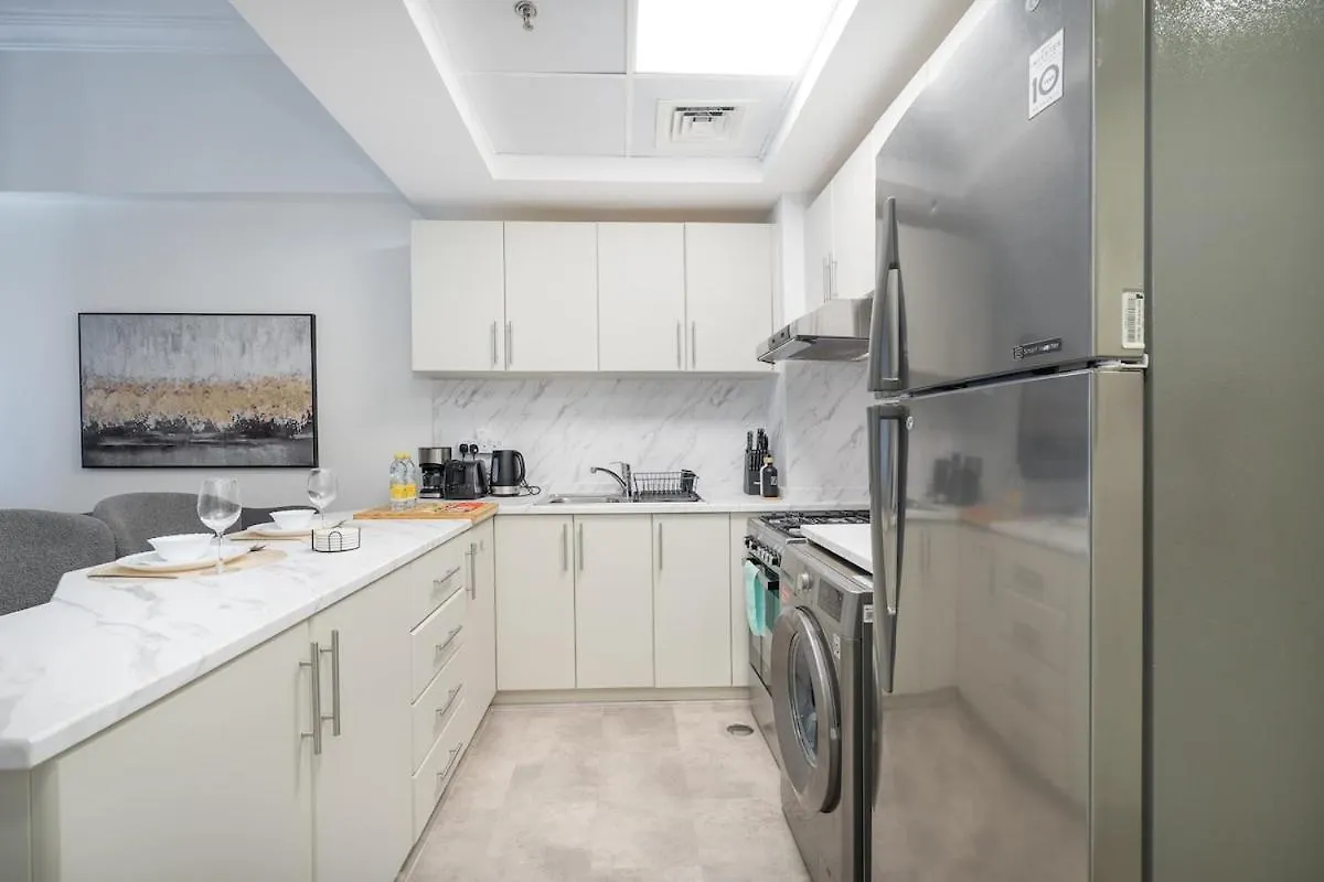 Heavenly Studio In Jvc With Lots Of Dining Options Nearby Apartment Dubai 0*,