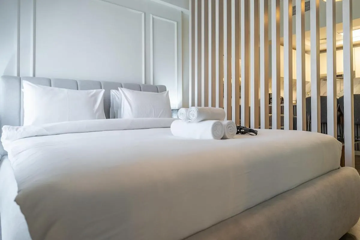 Heavenly Studio In Jvc With Lots Of Dining Options Nearby Apartment Dubai